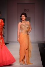 Anjali Abrol walks for SOLTEE BY SULASKSHANA at Wills day 5 on WIFW 2014 on 13th Oct 2013